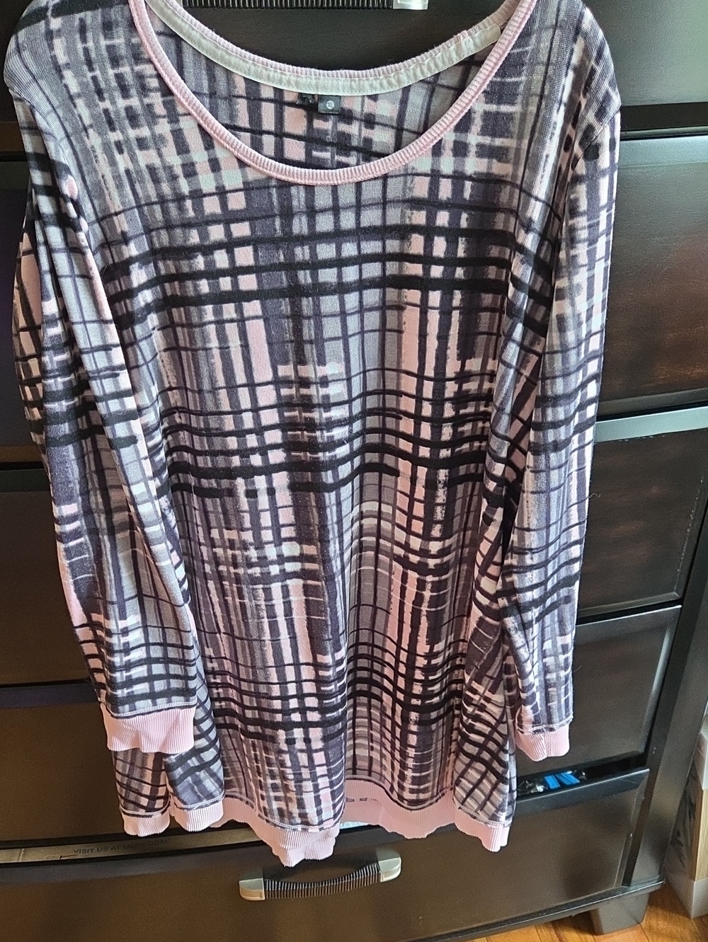 Kensie Pink and Gray Plaid Long Sleeve Tunic